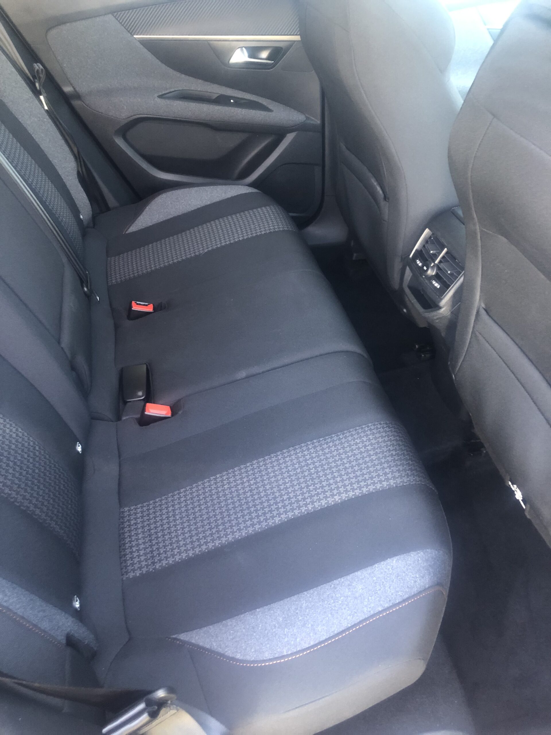 Peugeot 3008 1.2 PureTech 130ch Active Business – Image 8