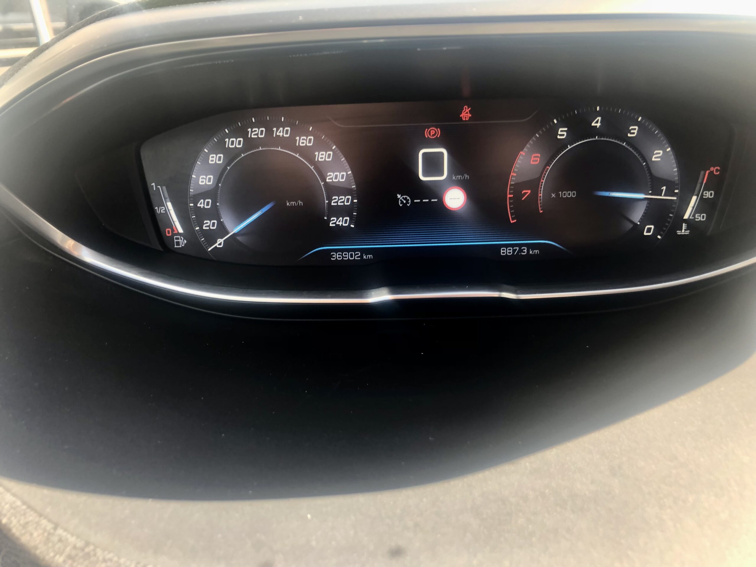 Peugeot 3008 1.2 PureTech 130ch Active Business – Image 5