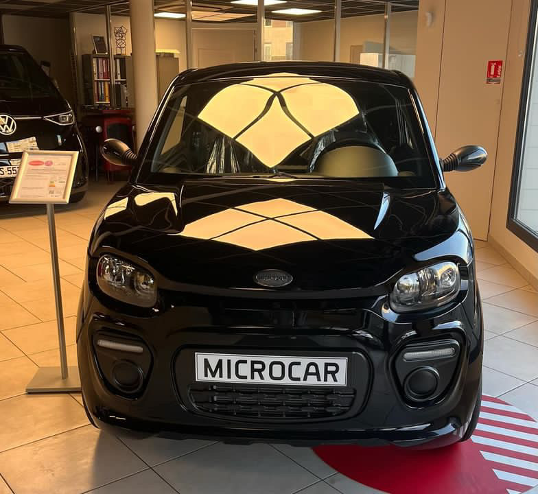 NOUVELLE MICROCAR DUE6 INITIAL