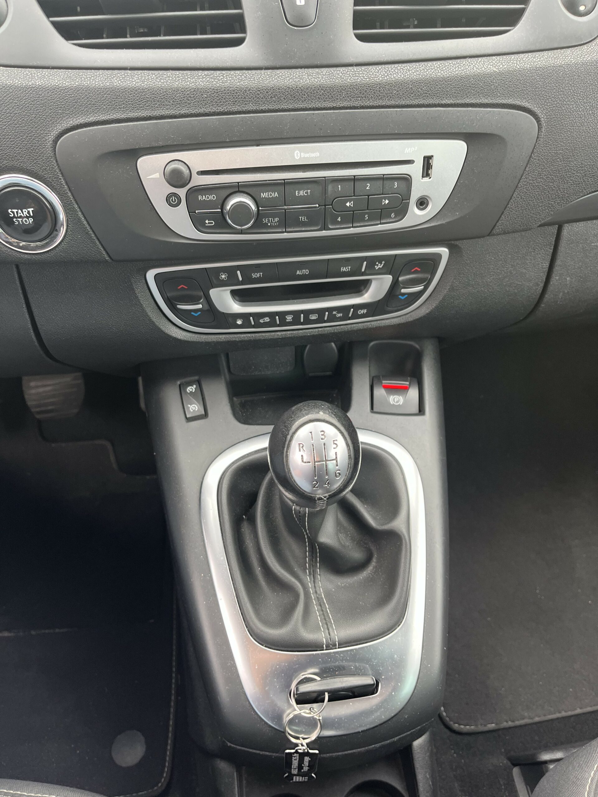 Renault Scenic Limited DCI – Image 5