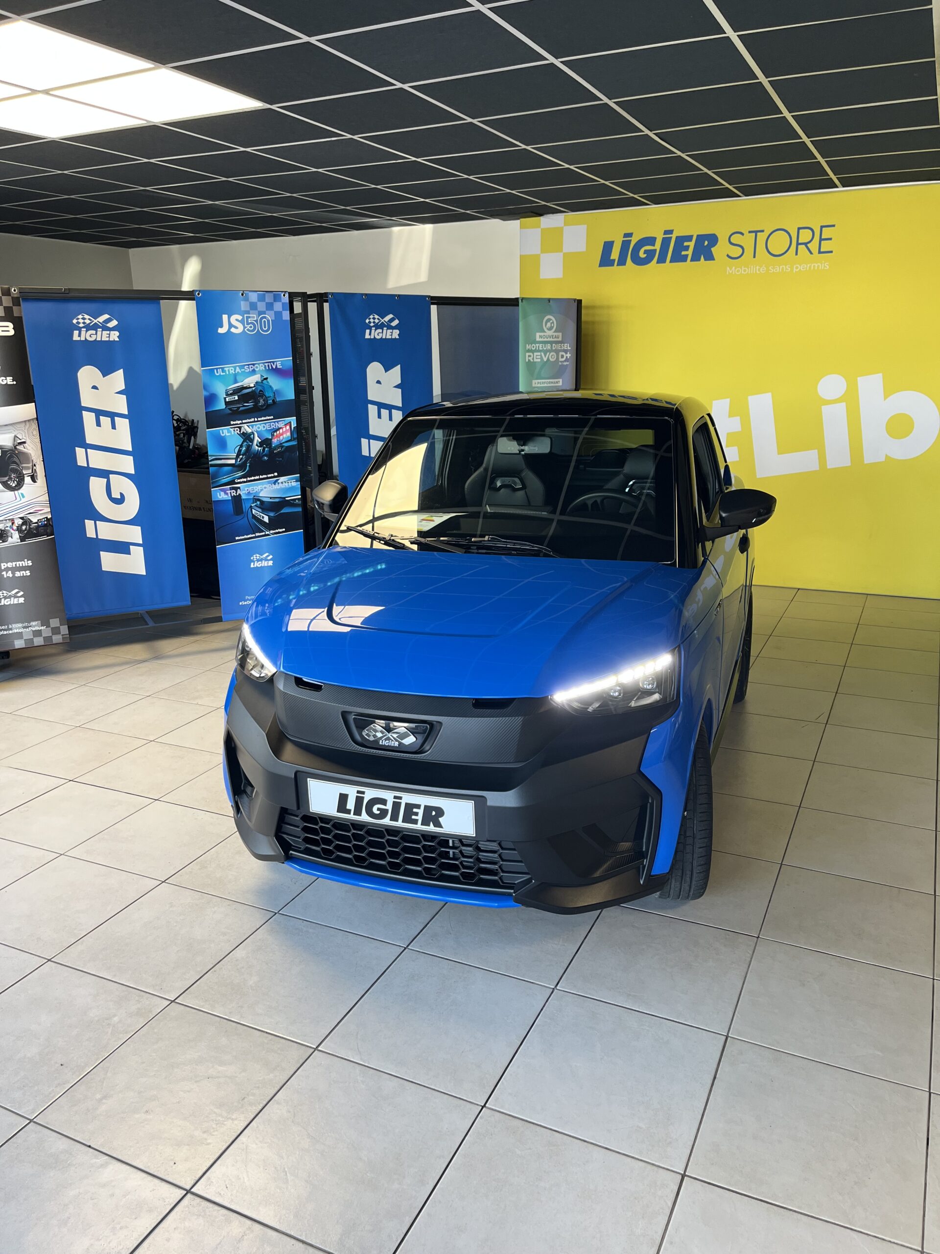 NOUVELLE LIGIER JS50 ULTIMATE REVO D+